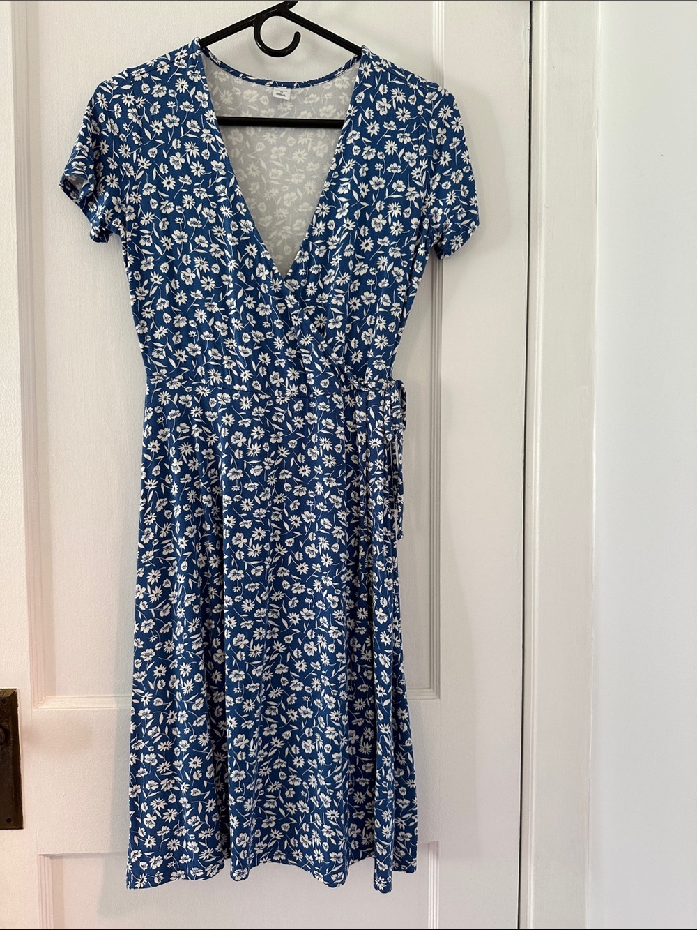 Old Navy Blue Floral Wrap-Style Midi Dress